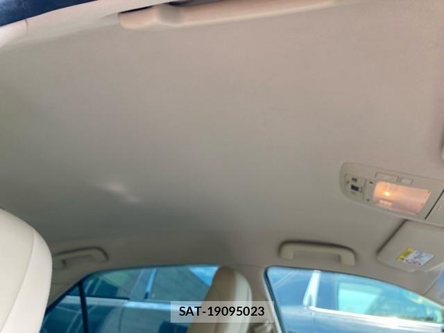 Toyota CROWN SEDAN 2013-03 7615860-21