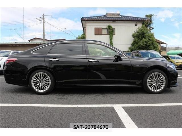 Toyota CROWN SEDAN 2020-05 7615846-9