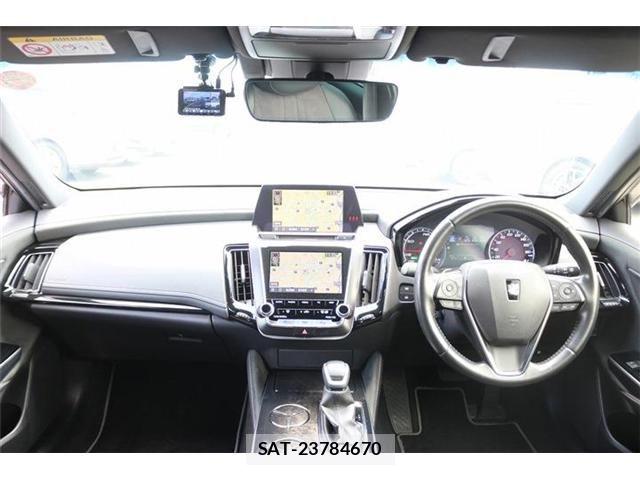 Toyota CROWN SEDAN 2020-05 7615846-17