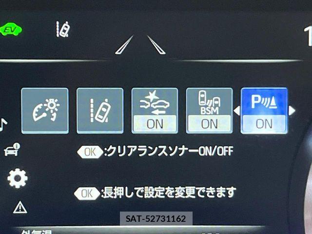Toyota CROWN SEDAN 2018-08 7615826-10