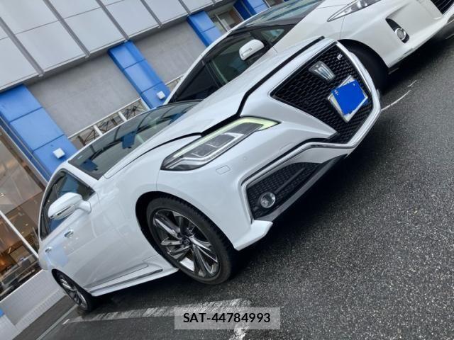 Toyota CROWN SEDAN 2021-01 7615824-0