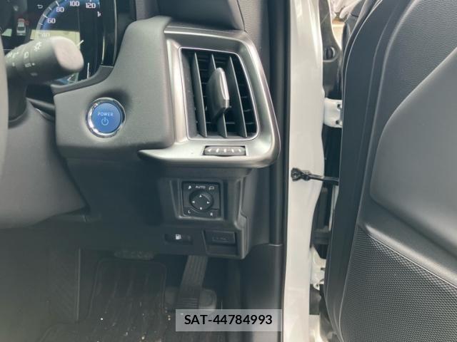 Toyota CROWN SEDAN 2021-01 7615824-15