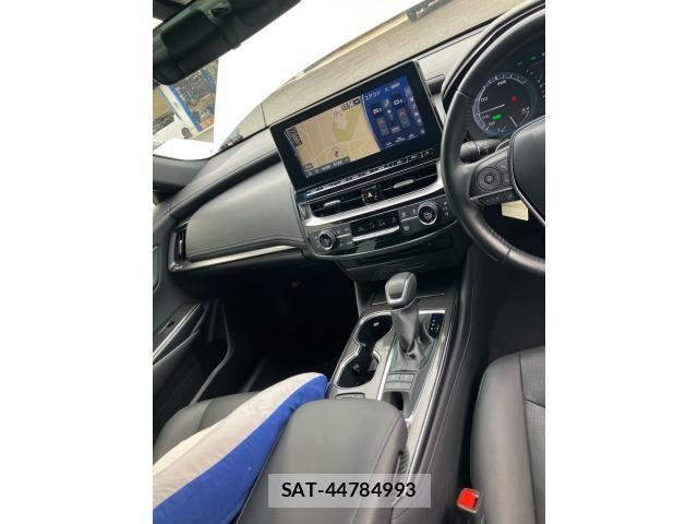Toyota CROWN SEDAN 2021-01 7615824-17