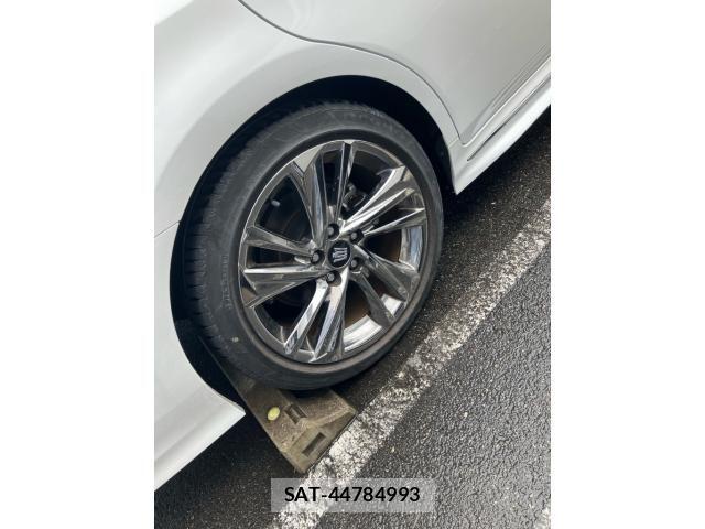 Toyota CROWN SEDAN 2021-01 7615824-6