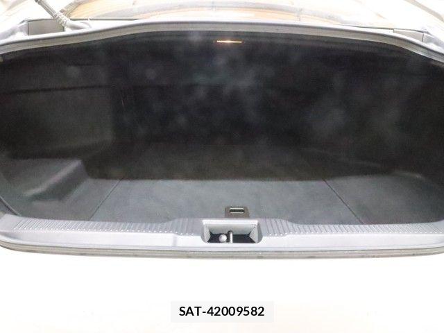 Toyota CROWN SEDAN 2019-09 7615838-11