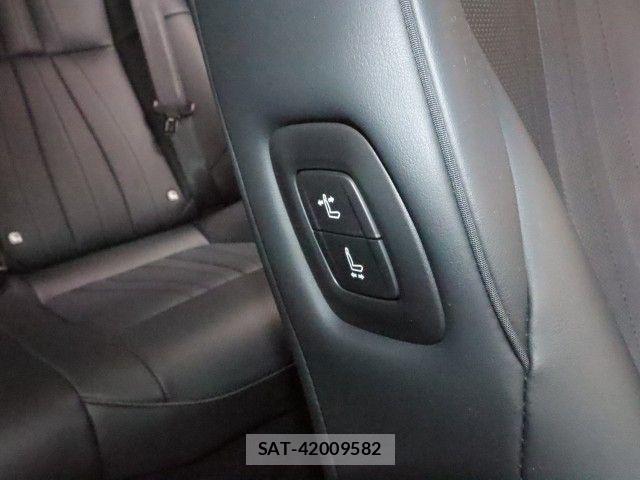 Toyota CROWN SEDAN 2019-09 7615838-6
