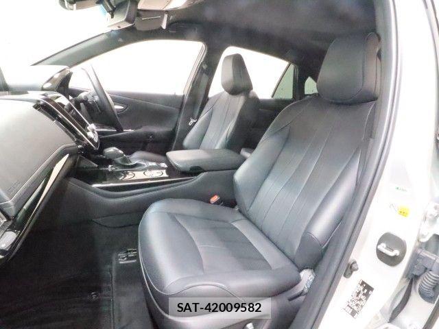 Toyota CROWN SEDAN 2019-09 7615838-8