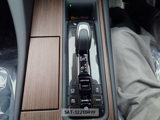 Toyota CROWN SEDAN 2025-01 7722197-19