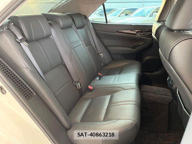 Toyota CROWN SEDAN 2016-10 7722233-10