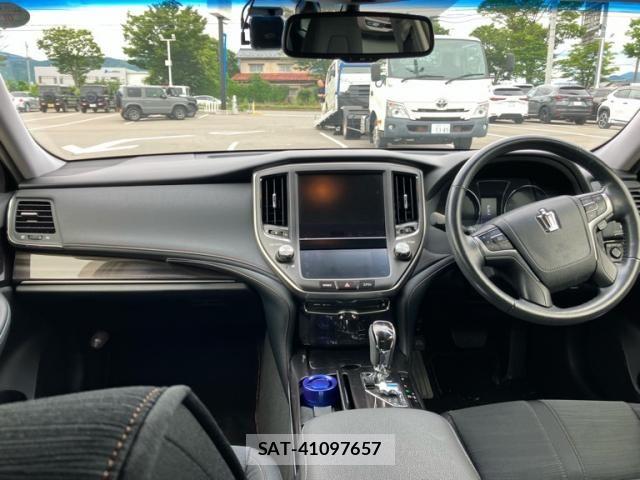 Toyota CROWN SEDAN 2015-09 7722253-9