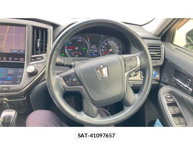 Toyota CROWN SEDAN 2015-09 7722253-10