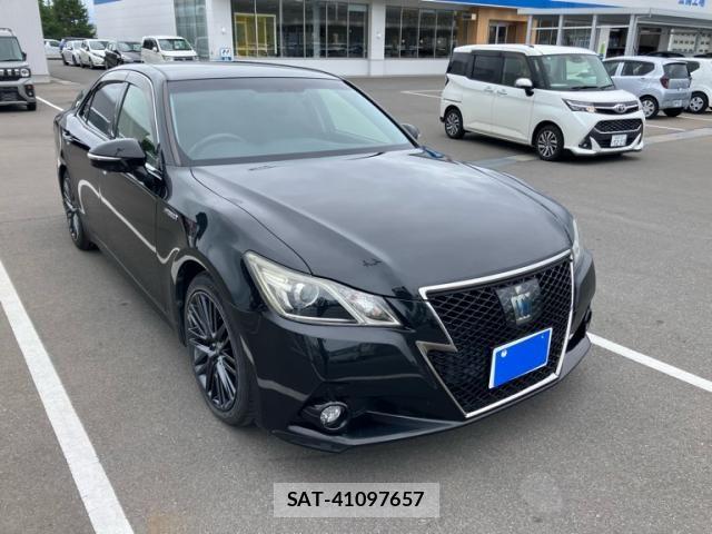 Toyota CROWN SEDAN 2015-09 7722253-1