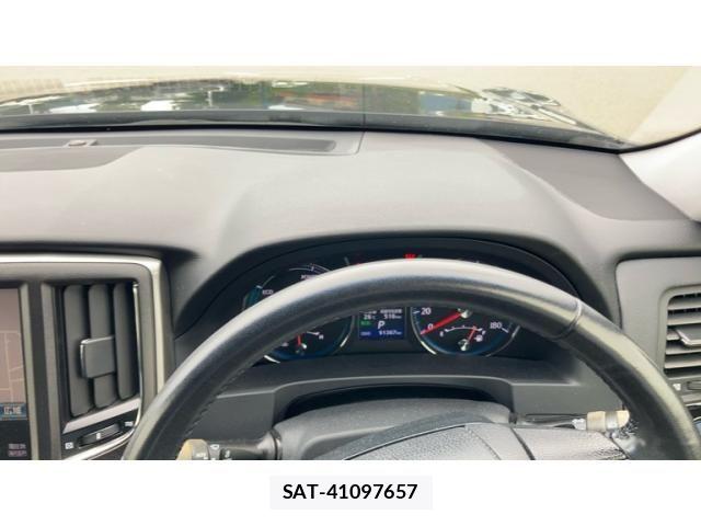 Toyota CROWN SEDAN 2015-09 7722253-23