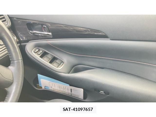 Toyota CROWN SEDAN 2015-09 7722253-25
