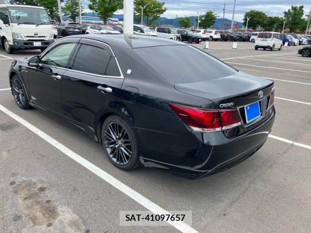 Toyota CROWN SEDAN 2015-09 7722253-4