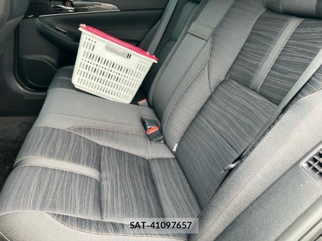 Toyota CROWN SEDAN 2015-09 7722253-6