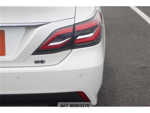 Toyota CROWN SEDAN 2018-07 7722236-19