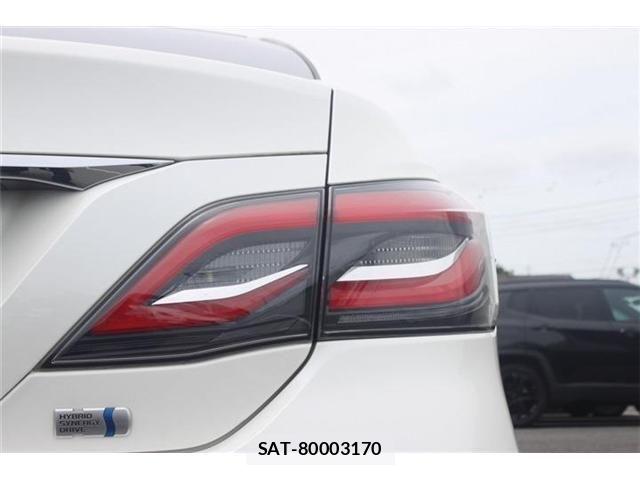 Toyota CROWN SEDAN 2018-07 7722236-20