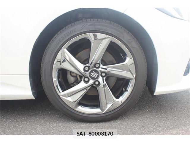 Toyota CROWN SEDAN 2018-07 7722236-25