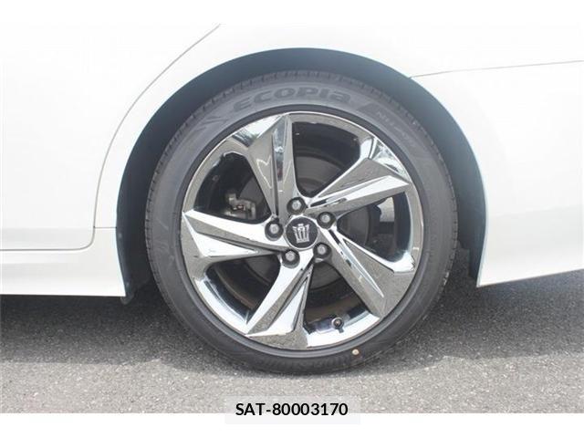 Toyota CROWN SEDAN 2018-07 7722236-27