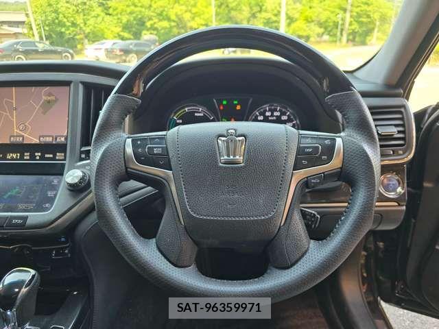 Toyota CROWN SEDAN 2013-07 7722239-15
