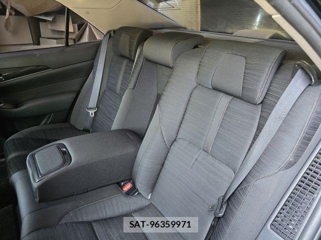 Toyota CROWN SEDAN 2013-07 7722239-25