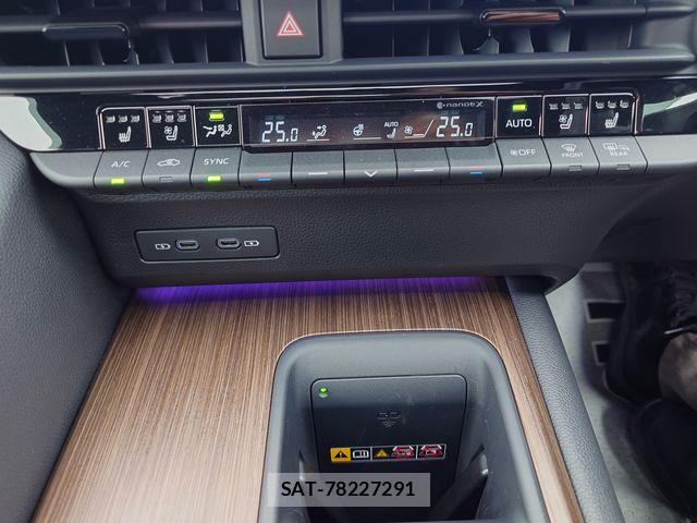 Toyota CROWN SEDAN 2024-01 7722196-18
