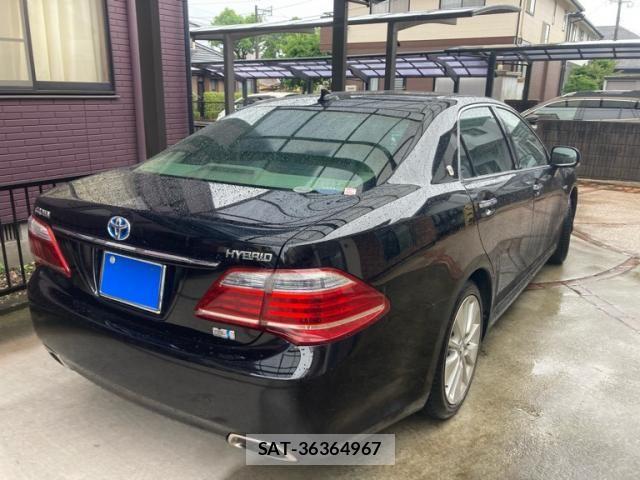 Toyota CROWN SEDAN 2011-09 7722264-2