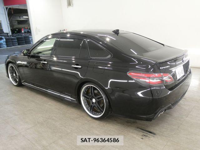 Toyota CROWN SEDAN 2018-09 7722211-1