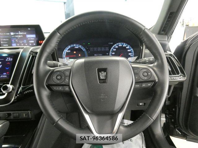 Toyota CROWN SEDAN 2018-09 7722211-21