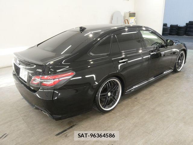 Toyota CROWN SEDAN 2018-09 7722211-4