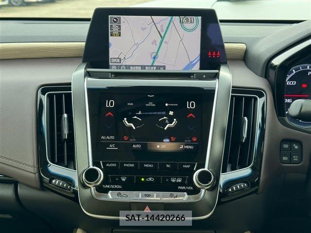 Toyota CROWN SEDAN 2018-06 7722216-22