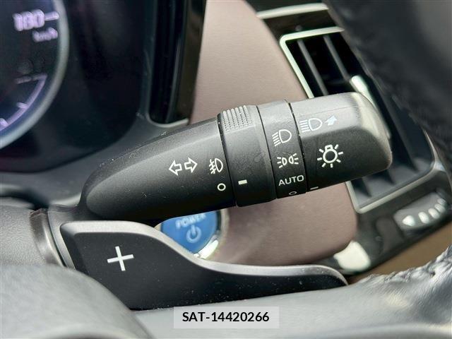 Toyota CROWN SEDAN 2018-06 7722216-29