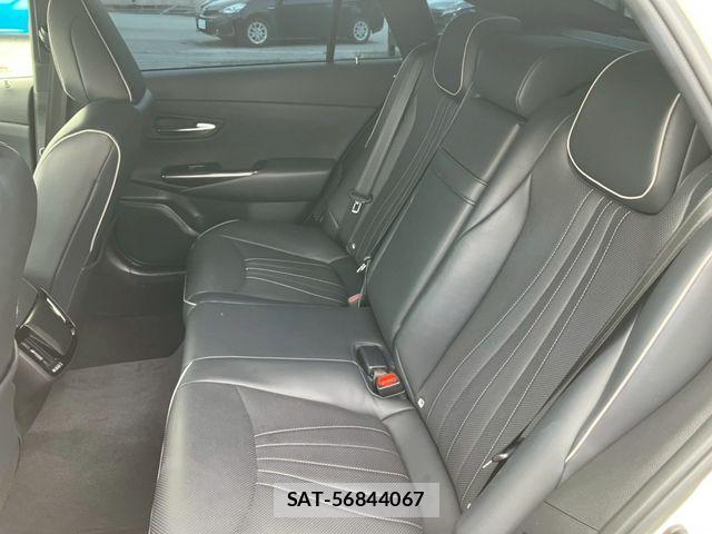 Toyota CROWN SEDAN 2018-08 7722209-13