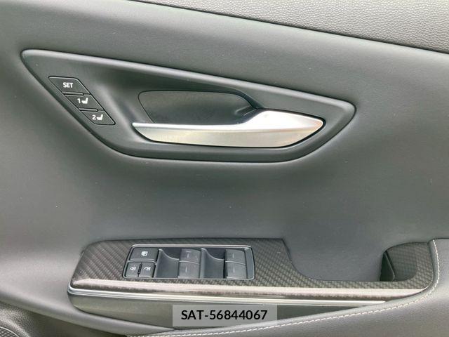 Toyota CROWN SEDAN 2018-08 7722209-23