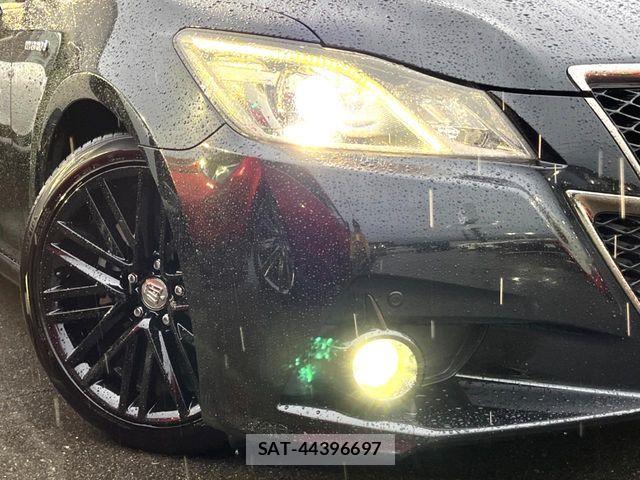 Toyota CROWN SEDAN 2014-11 7722234-11