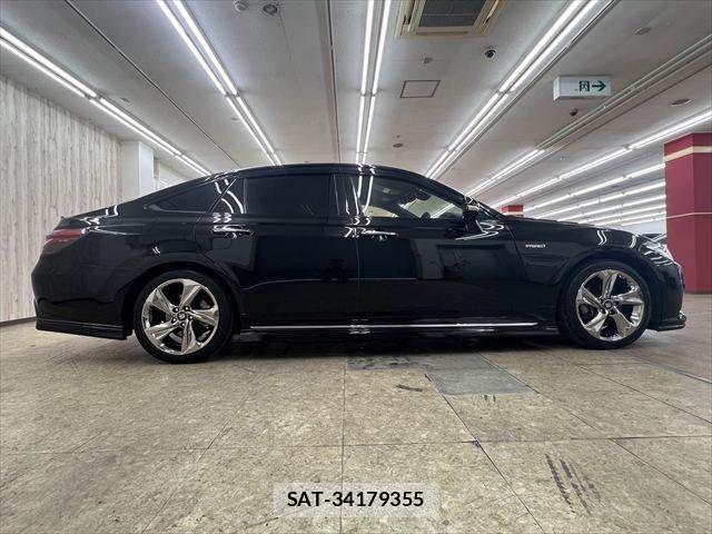 Toyota CROWN SEDAN 2018-07 7722231-15