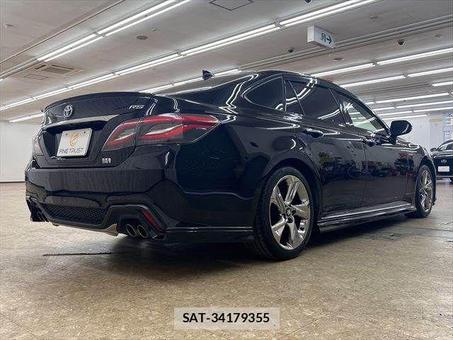 Toyota CROWN SEDAN 2018-07 7722231-17