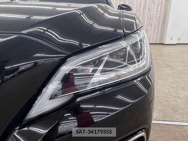 Toyota CROWN SEDAN 2018-07 7722231-20