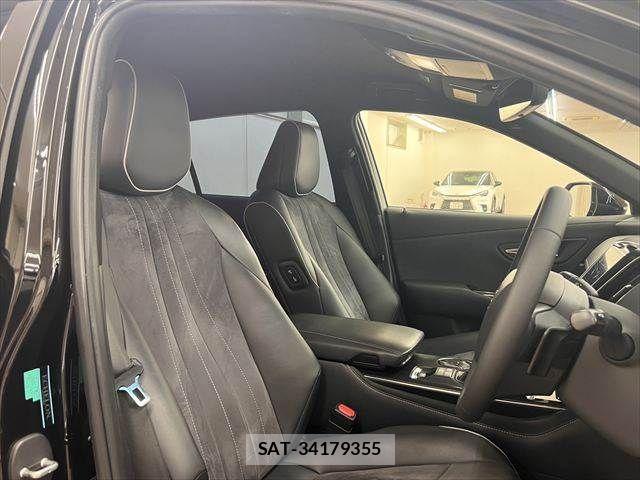 Toyota CROWN SEDAN 2018-07 7722231-6