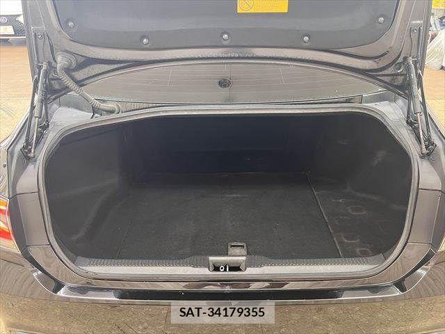 Toyota CROWN SEDAN 2018-07 7722231-8