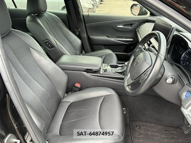 Toyota CROWN SEDAN 2021-02 7722210-10
