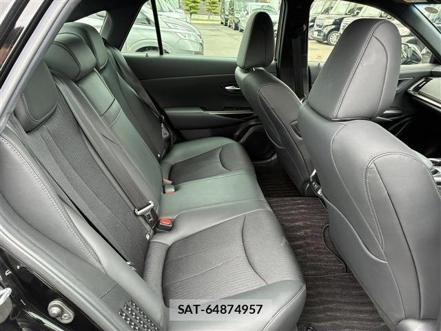Toyota CROWN SEDAN 2021-02 7722210-12