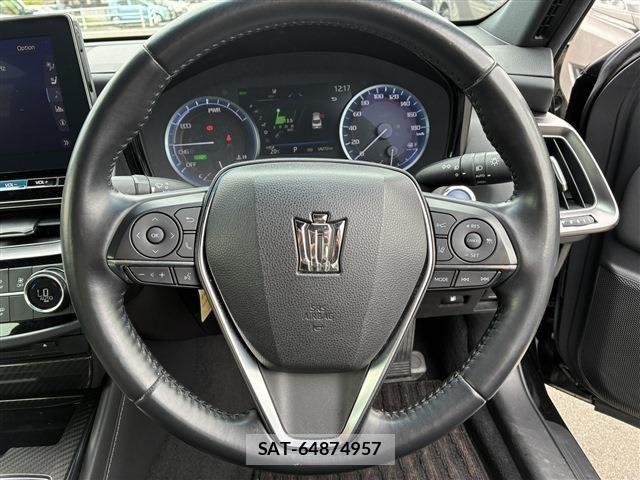 Toyota CROWN SEDAN 2021-02 7722210-13