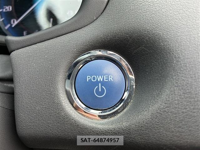 Toyota CROWN SEDAN 2021-02 7722210-16