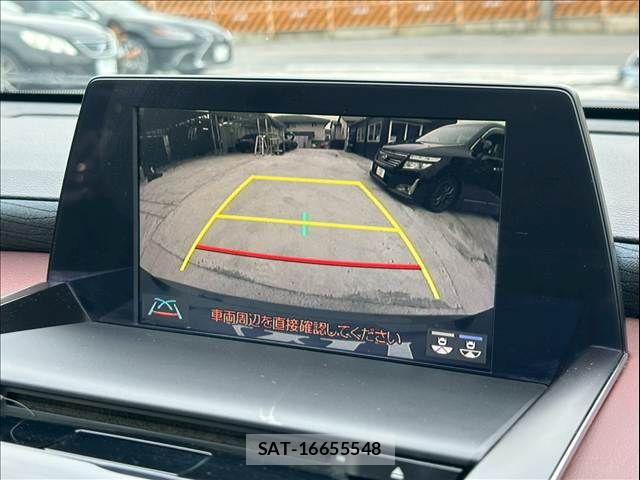 Toyota CROWN SEDAN 2018-07 7722215-13