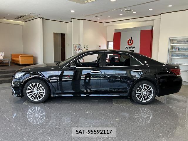 Toyota CROWN SEDAN 2016-03 7722226-14
