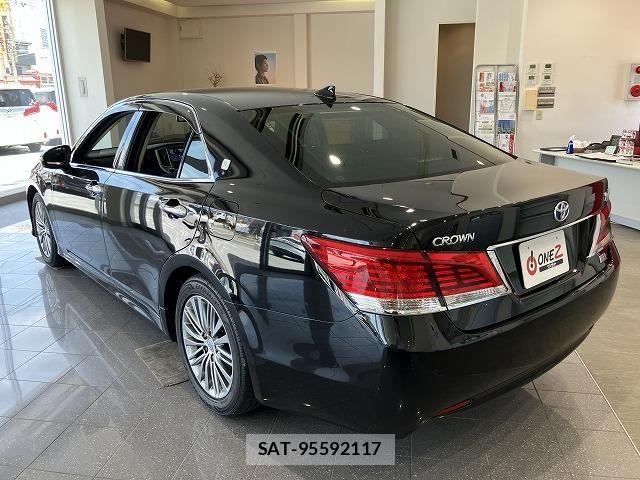 Toyota CROWN SEDAN 2016-03 7722226-18