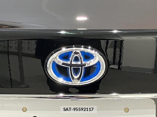 Toyota CROWN SEDAN 2016-03 7722226-25