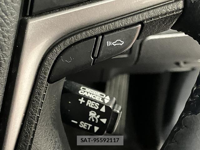 Toyota CROWN SEDAN 2016-03 7722226-2